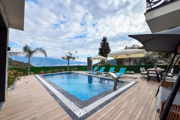 Sweet Moon – Holiday Villa with Private Pool & Jacuzzi in Kayaköy