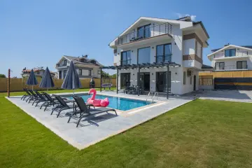 Luxury Holiday Villa Bahar in Ölüdeniz Fethiye | Private Pool & Jacuzzi