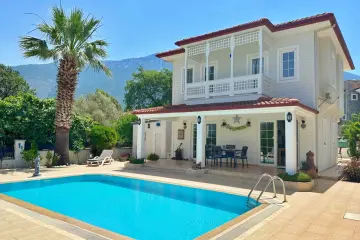 3-Bedroom Villa with Private Pool for Rent in Hisaronu Oludeniz – Villa London