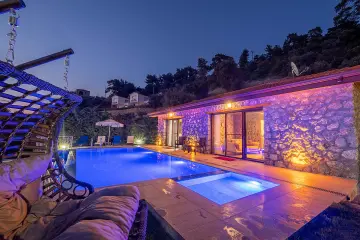Villa Ahenk is Seaside Bliss: Faralya's Charming 2-Bedroom Villa for a Relaxing Retreat