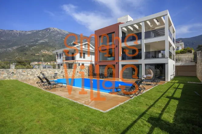 Villa Mihenk - Luxury Holiday Villa with Private Pool & Jacuzzi in Ovacık
