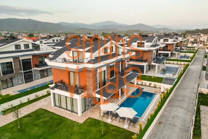 Family Fun Awaits! 4BR Villa Galaksi Venus 1 with Pool & Beach Access