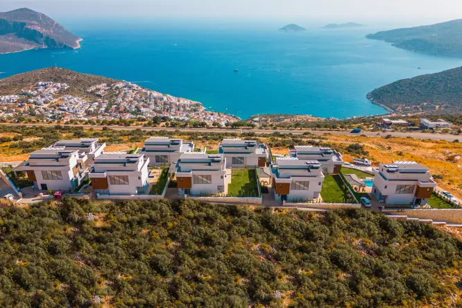 Villa Safir Kalkan, 5-Bedroom Villa with Magnificent Nature and Sea Views in Kalkan Location - Ideal Accommodation Option for Large Groups