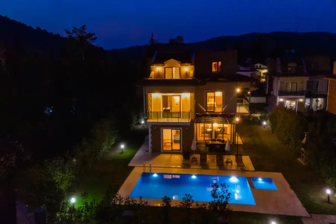 Villa Lavanta 1 - Luxurious Villa with 3 Bedrooms Near Ölüdeniz in Fethiye Hisarönü